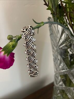 Brighton Alcazar Heart Stretch Bracelet silver-plated with swarovski crystals.